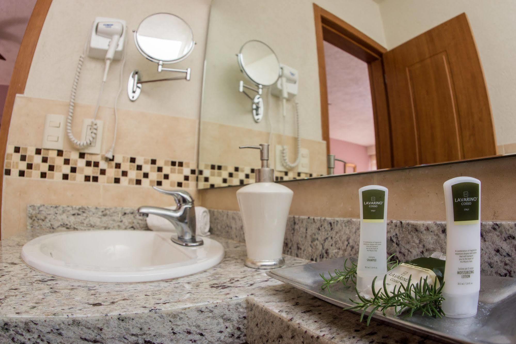 Tlaquepaque San Pietro Boutique Hotel מראה חיצוני תמונה