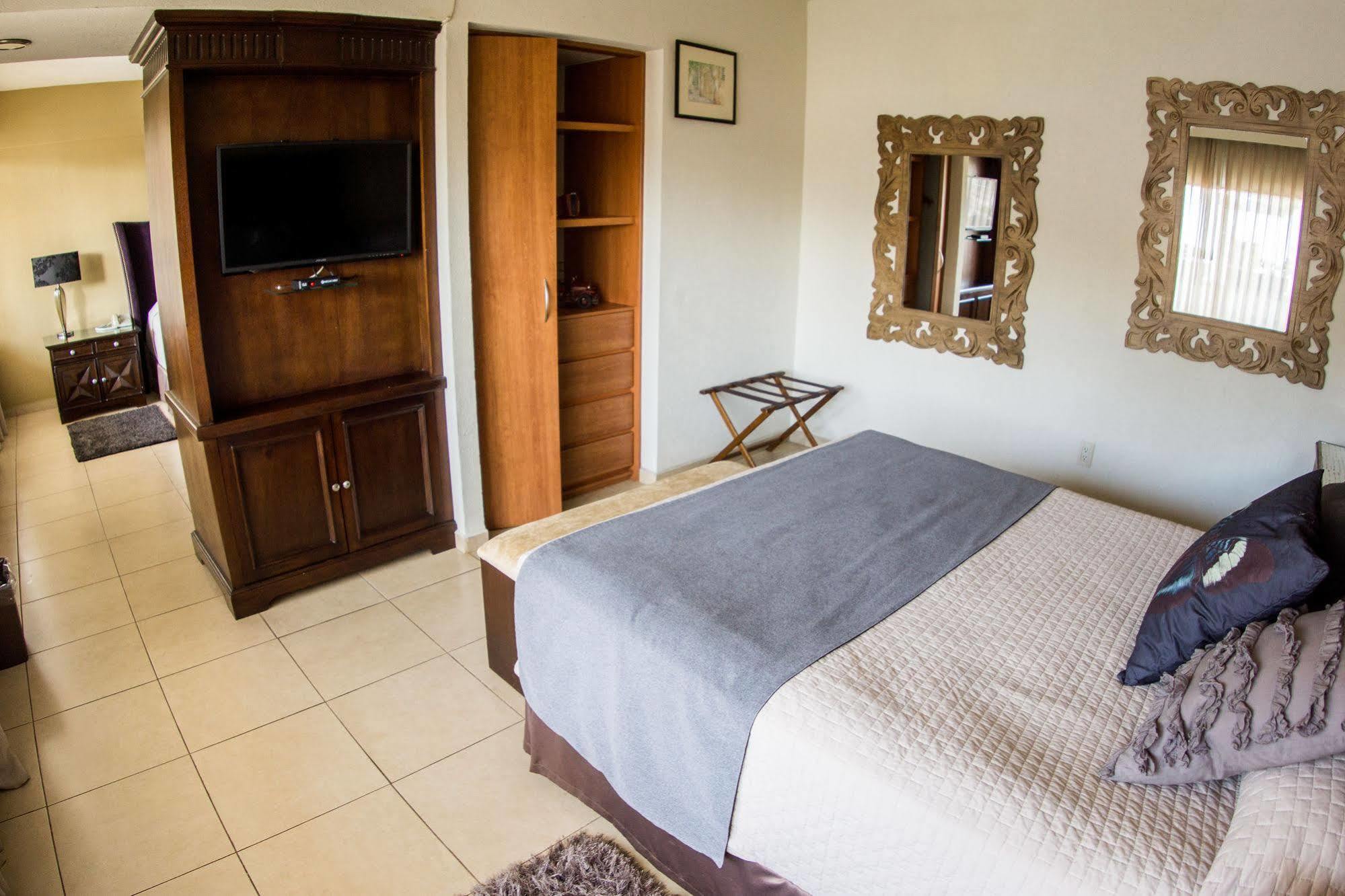 Tlaquepaque San Pietro Boutique Hotel מראה חיצוני תמונה